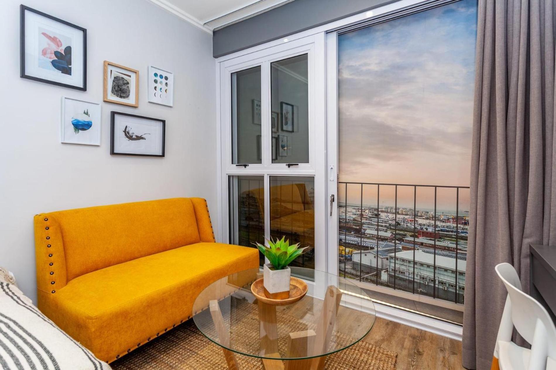 Cozy Spot In The Historic District * Cape Town